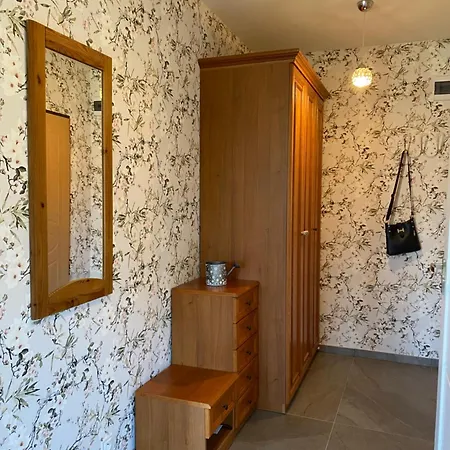 Cozy With Garage Przytulny Z Garazem Appartamento